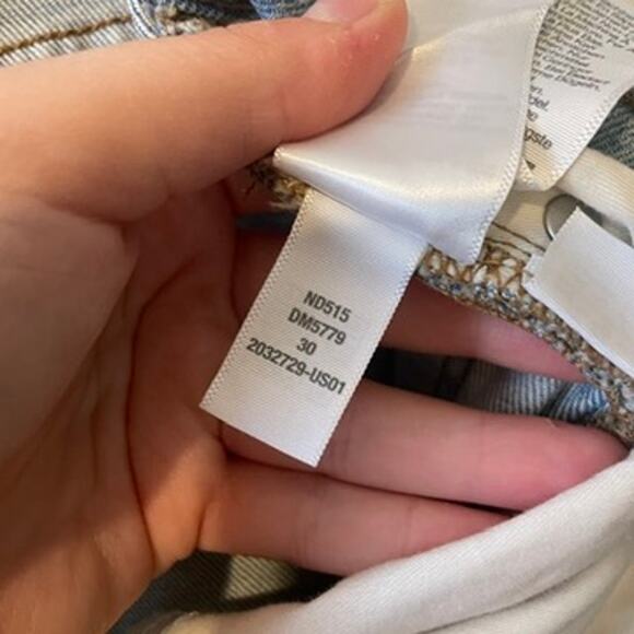 Madewell The Perfect Vintage Straight Jean in Danby Wash: Knee Rip Edition Sz 30 - Picture 10 of 15